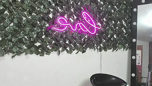 Sofia_Franco_ Adlı Modelin Canlı XXX Sohbeti