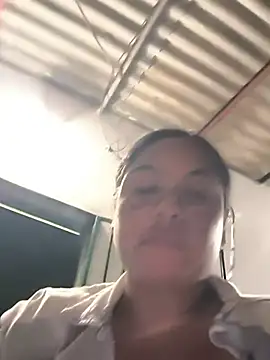 Chat +18 de Francesca_ferrari ao vivo