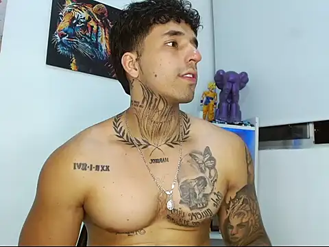 Jacobb_Phoenix's Live XXX Chat