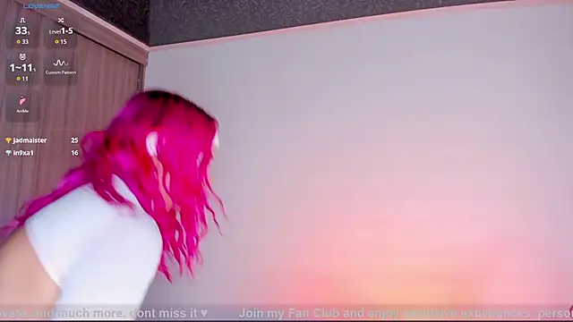 Tiny__Emmy_'s Live XXX Chat