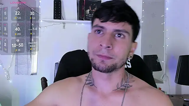 StefanoBigCock webcam show