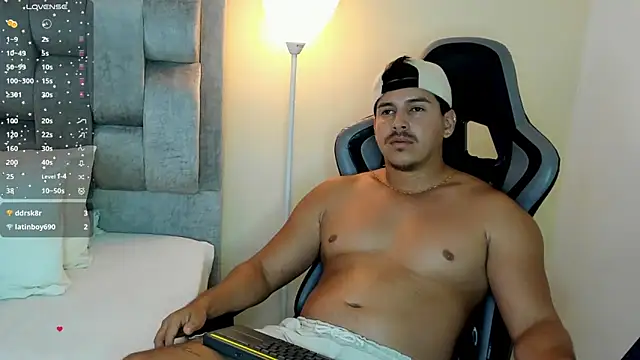 victor_vixen's Live XXX Chat