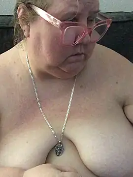 Show Webcam de TheMotherPearl