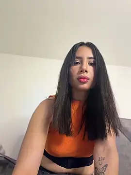 SophiaaRose18 – webcam-show