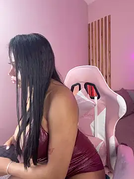 MadeleineSanez Chat XXX in diretta