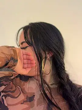 EmmyEvans1 Live XXX-Chat