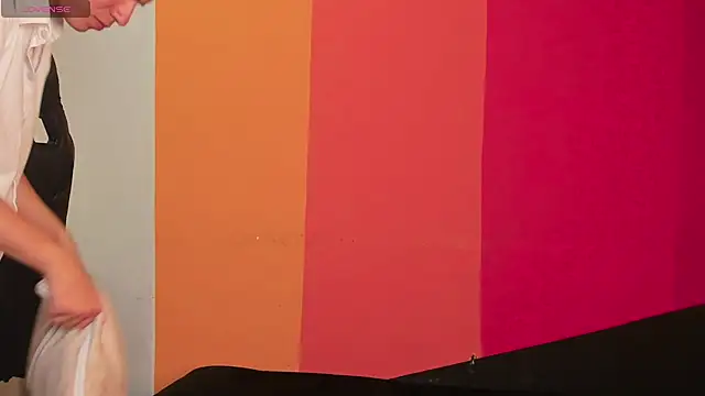 Rowan_Cleyのウェブカメラショー