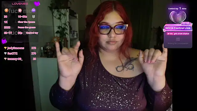 XXX chat uživo modela MagicCurves