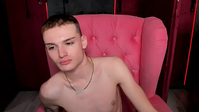 Lucas_Moran Adlı Modelin Web Kamerası Şovu