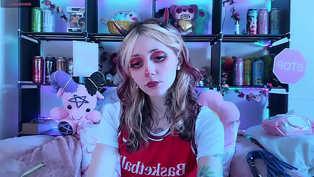 Czat XXX na żywo – _Devill_Baby