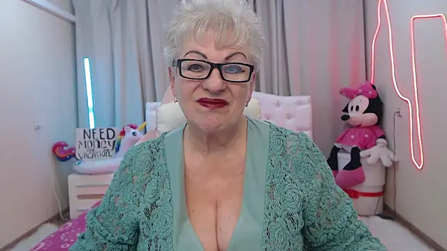 KayleSmoll Chat XXX live