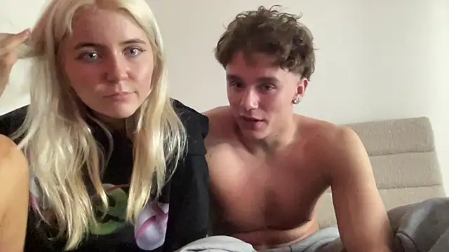 SofiaNLukaBabe Show in webcam