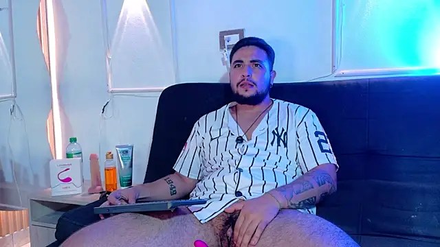 Marcus_Aress Live XXX-Chat