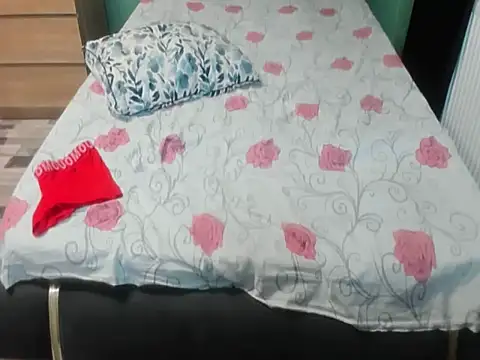 brunettfir3's Webcam Show