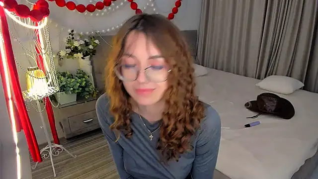 Živý XXX chat SereneFlame