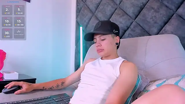 _Eternal_ Chat XXX live