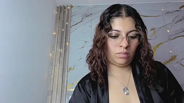 Iam_Issaa 라이브 XXX 채팅