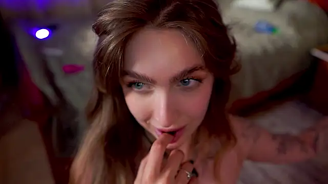 Kamila_icee Chat XXX in diretta