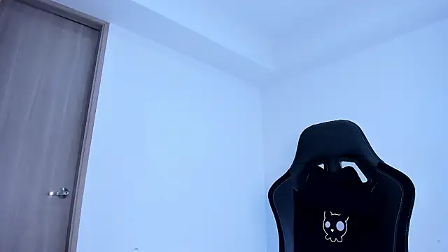 skinnyy__16 Chat XXX live