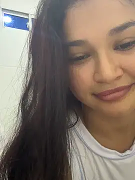 Lily____ Chat XXX in diretta