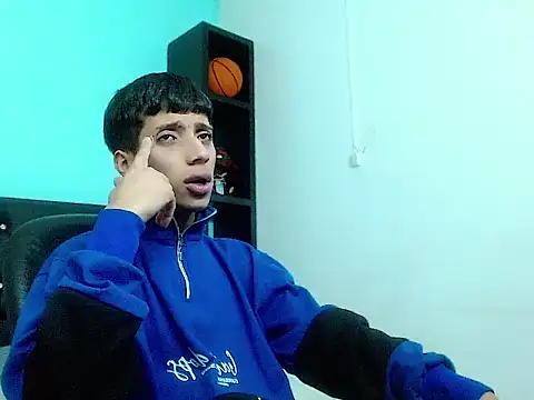 jl_brayan12's Webcam Show