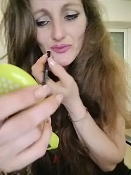 Czat XXX na żywo – CrazyMaya39