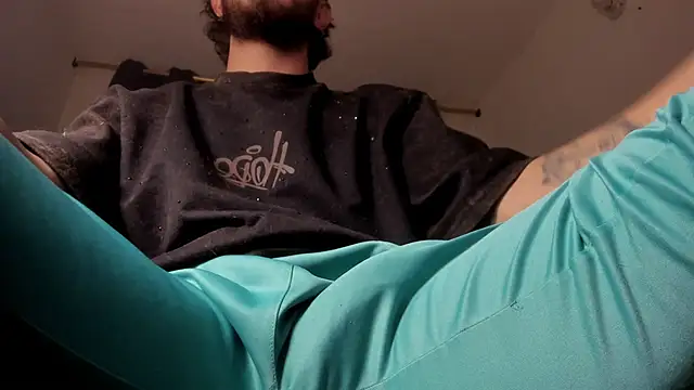 s_sven03's Live XXX Chat