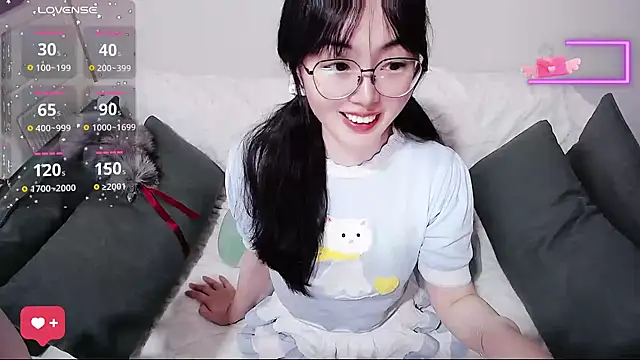 baby-yaya20 Show Webcam