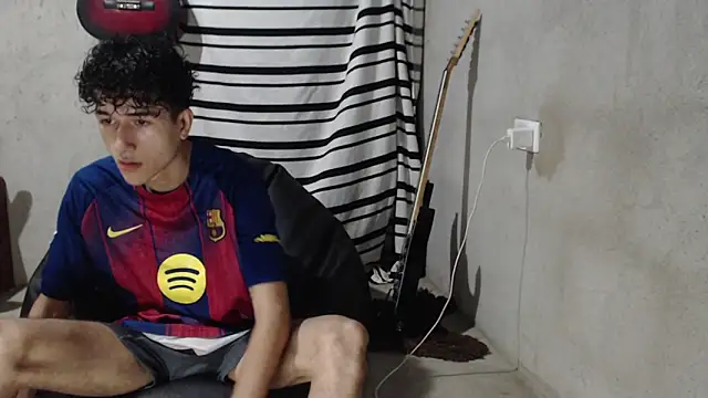 Johnny_cagee_ 在線直播表演