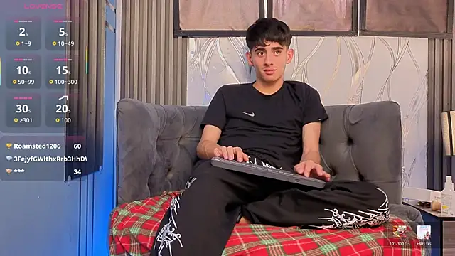 demian_hot99 webkamerás műsora