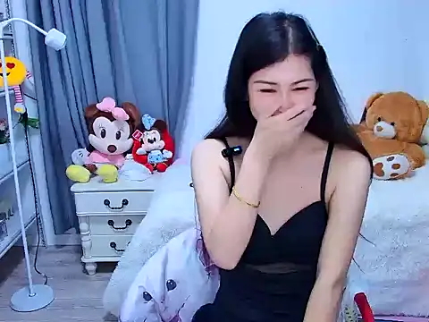 QinQin-888 网络视讯表演
