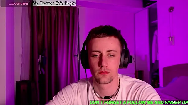 Онлайн чат XXX Brellisimo