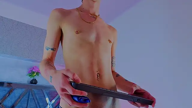 nova_salvatore Live XXX-chat
