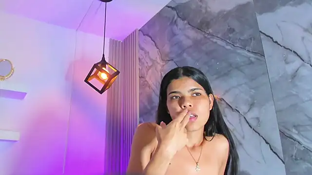 Chat XXX en directo de IsabellaMonet