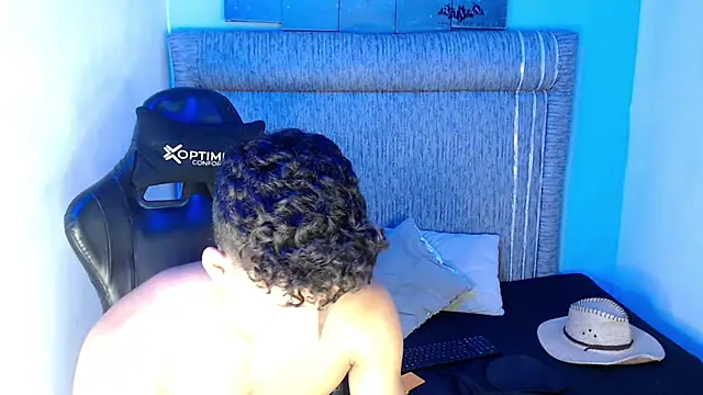 Show de Nicolas_brown_ na webcam