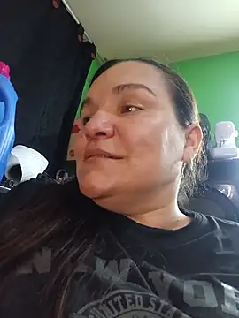 Chatroom XXX en direct de Zuleyka_69