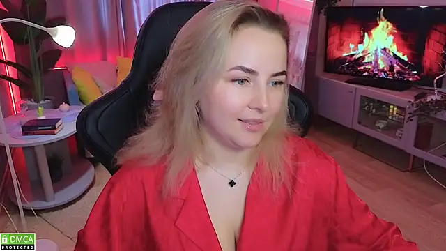 Mira_Mermayd élő XXX-chatje