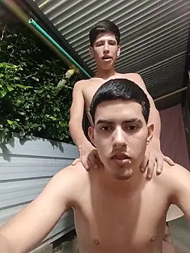 Show webcam de 3hornys-straights