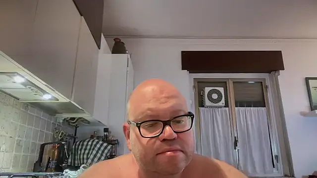 theitalianbear Webcam-Show