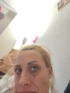 Yourdreams666999n Webbikameraesitys