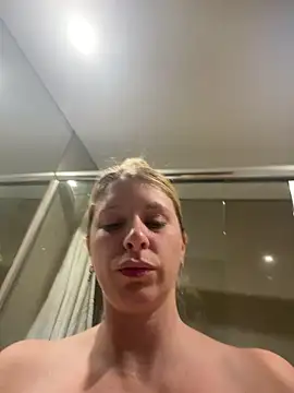 Chat XXX en directo de MichoneXxXok
