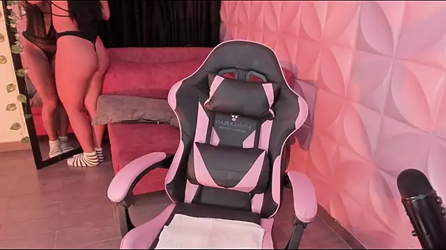Chat +18 de NattGomez ao vivo
