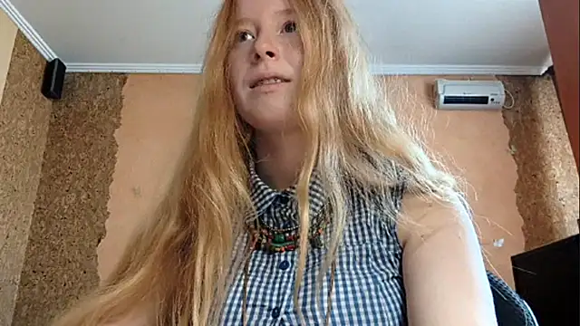 XXX chat uživo modela KateVibe_01