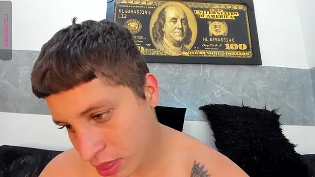 Chat +18 de steveen_green ao vivo