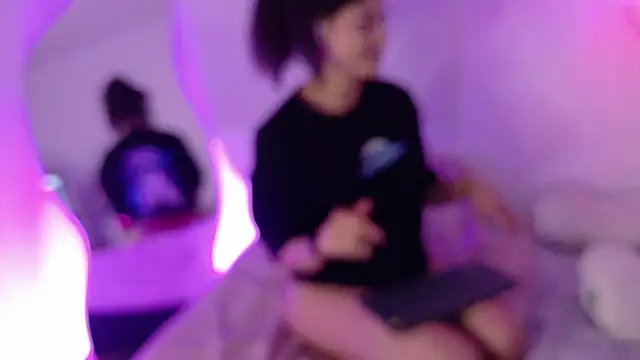 Lia_Tinez Chat XXX in diretta