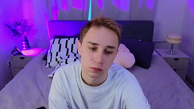 e1v1s Webcamshow