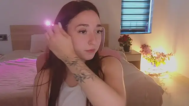 YasmineWest's Live XXX Chat