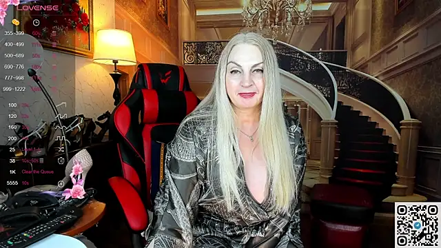 Nina_Devillle webcam show