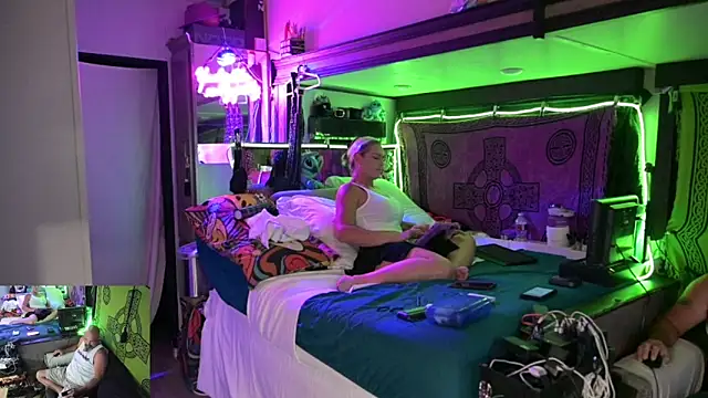 Katycouple69: вебкам-шоу