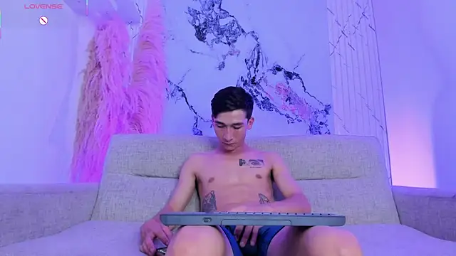adammercuryn Webbikameraesitys